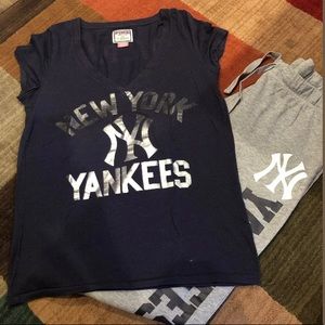 Victoria’s Secret Pink New York Yankees PJs size M